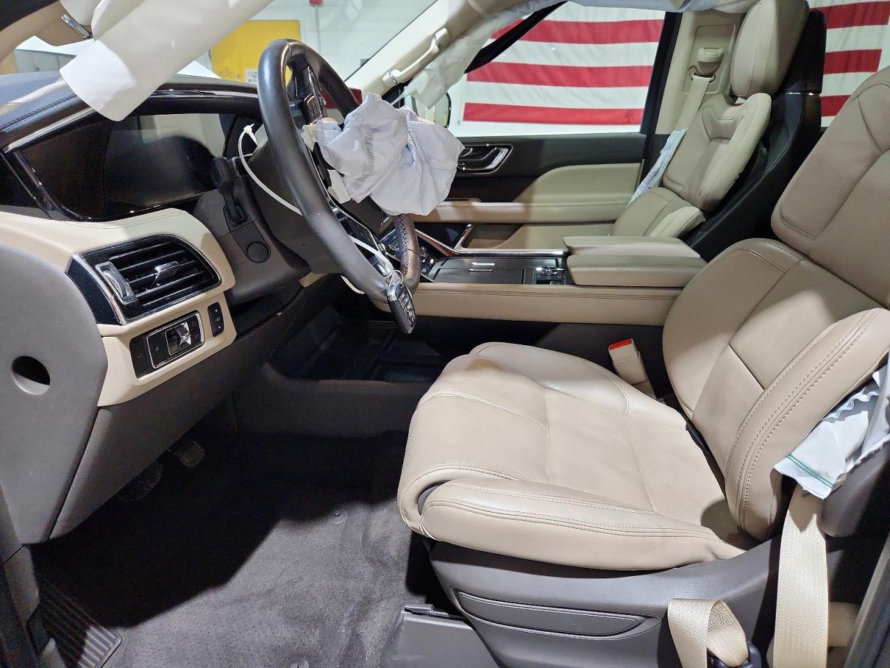 2023 LINCOLN NAVIGATOR