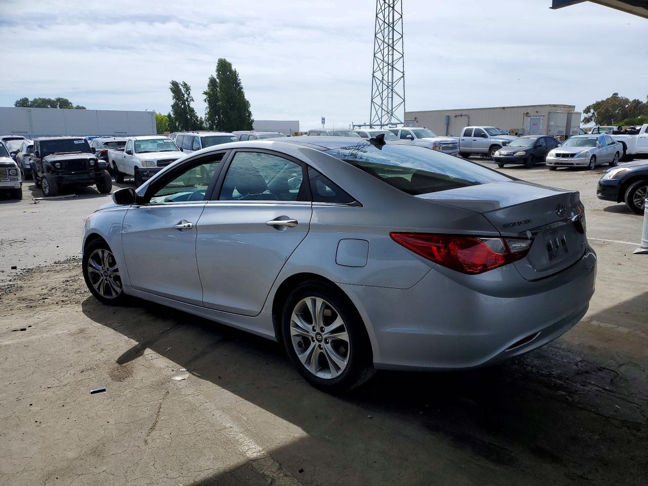 2012 HYUNDAI SONATA