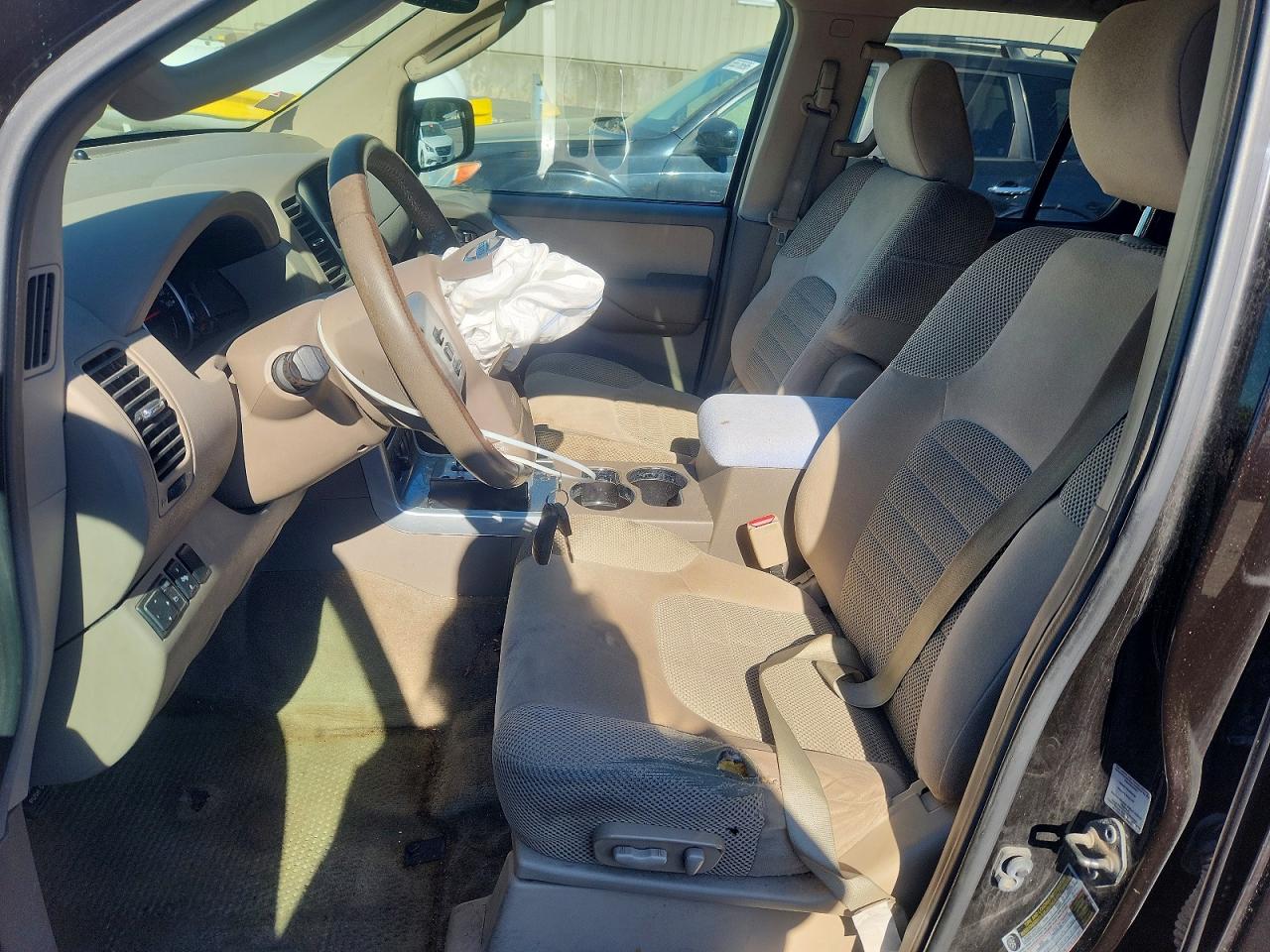 2011 NISSAN PATHFINDER