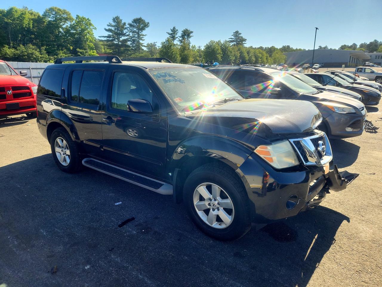 2011 NISSAN PATHFINDER