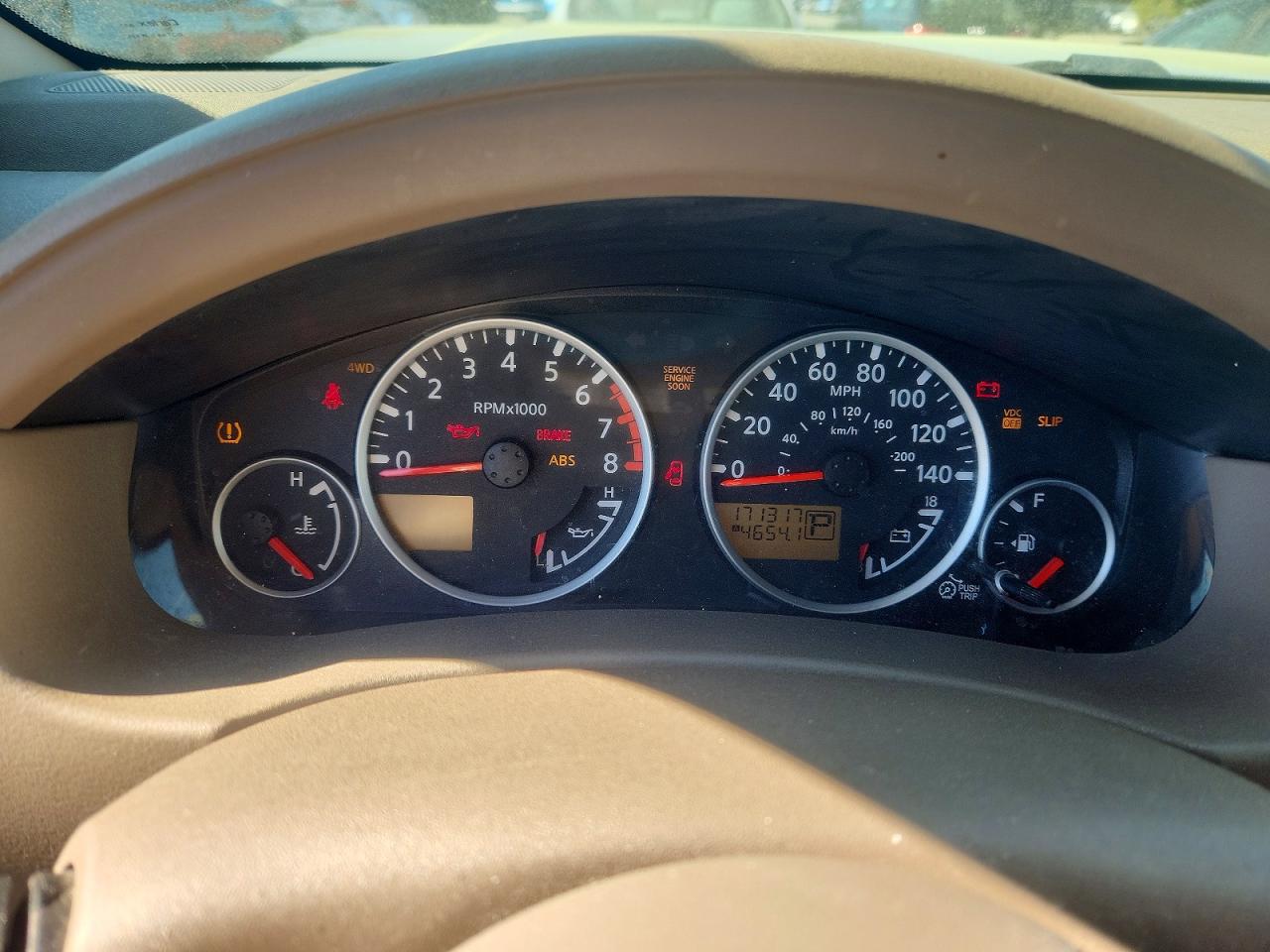 2011 NISSAN PATHFINDER