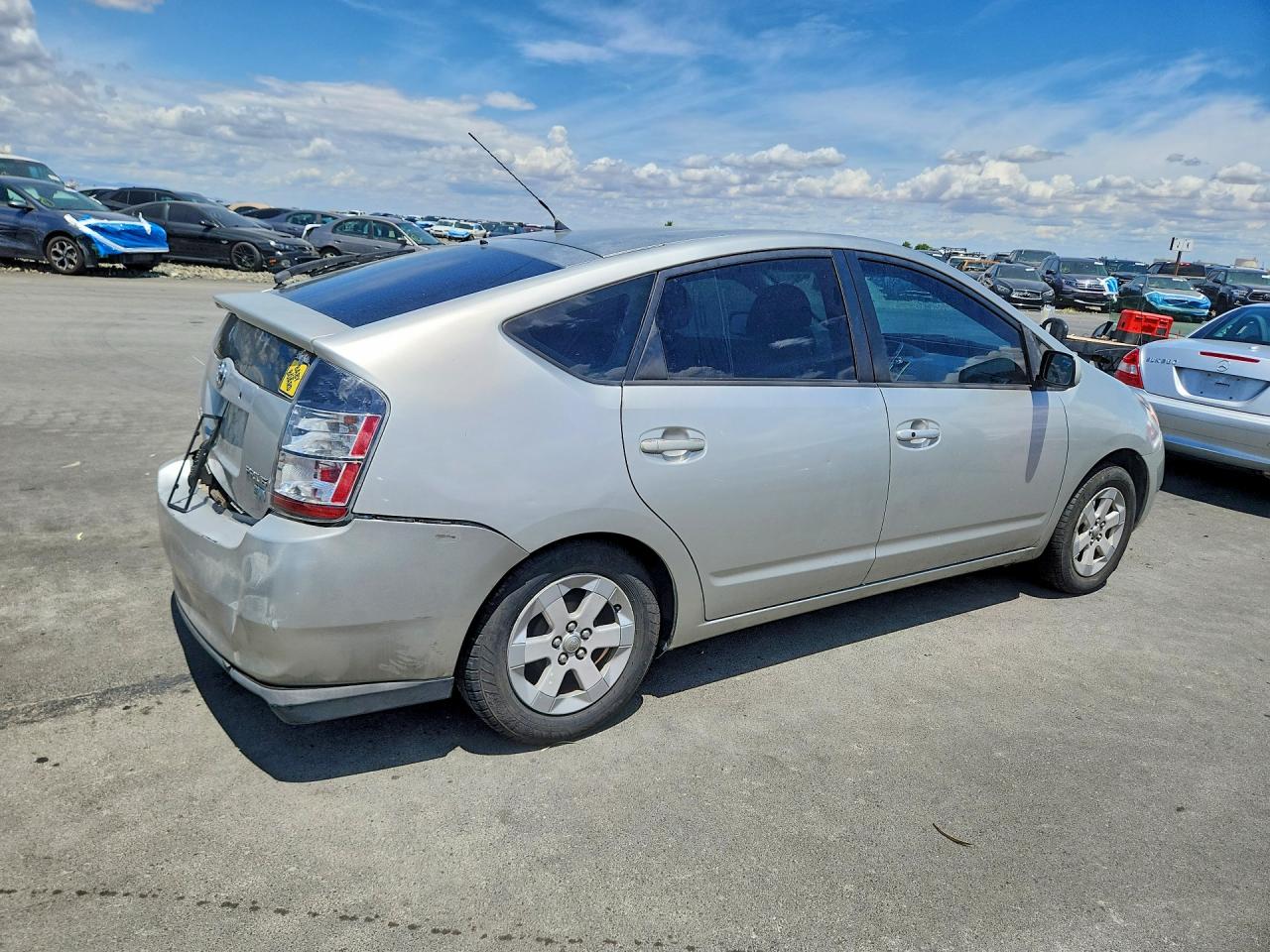 2005 TOYOTA PRIUS BASE