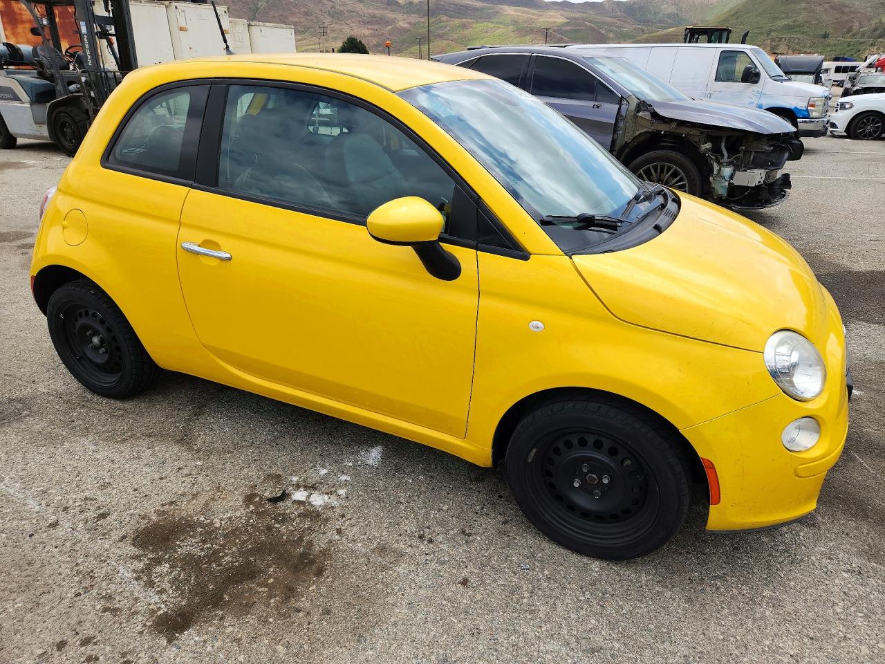 2015 FIAT 500