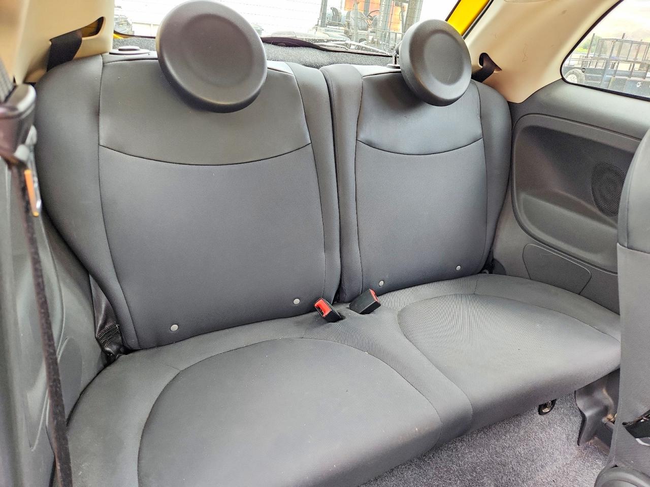 2015 FIAT 500