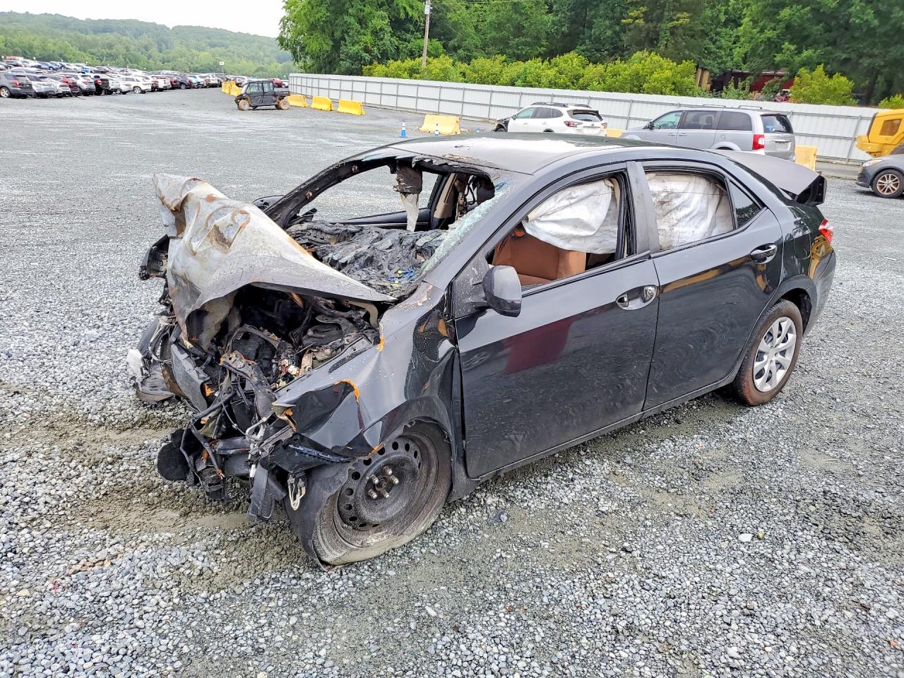 2015 TOYOTA COROLLA