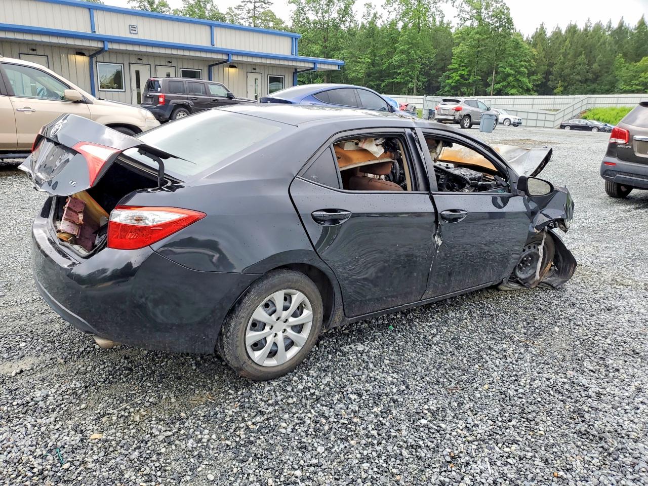 2015 TOYOTA COROLLA