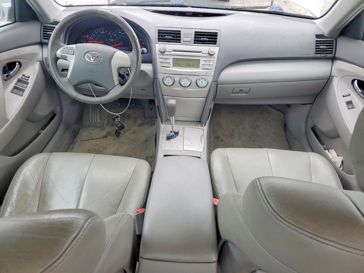 2010 TOYOTA CAMRY