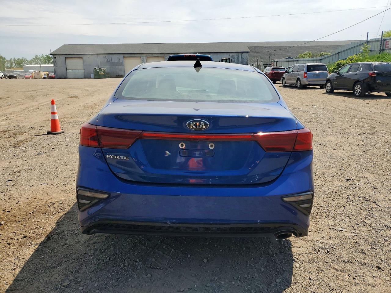 2019 KIA FORTE LXS
