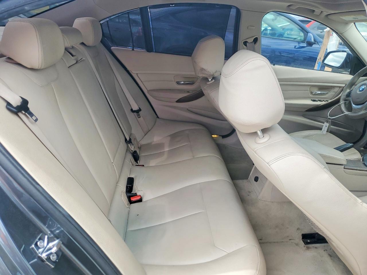 2012 BMW 3 SERIES
