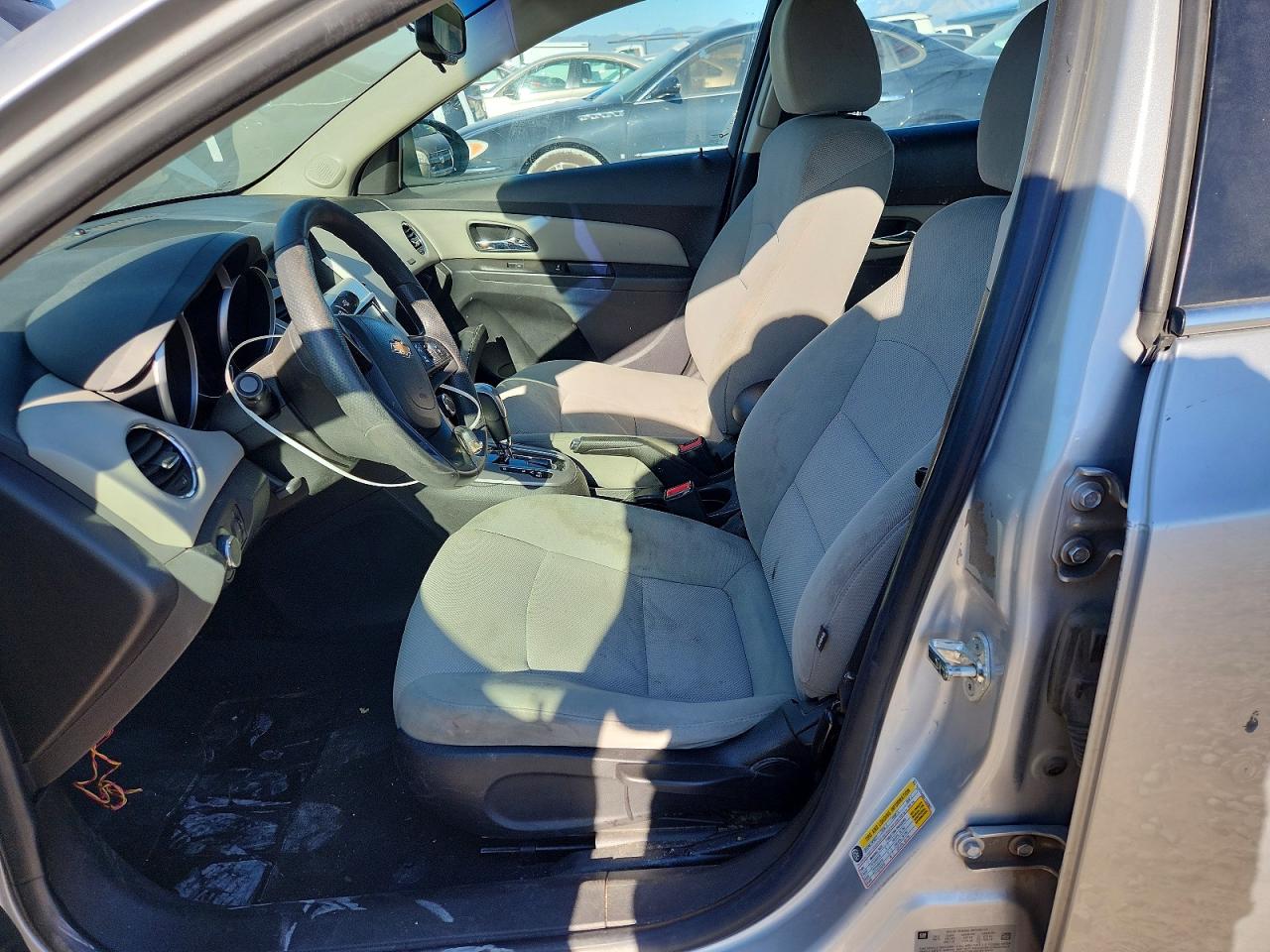 2015 CHEVROLET CRUZE