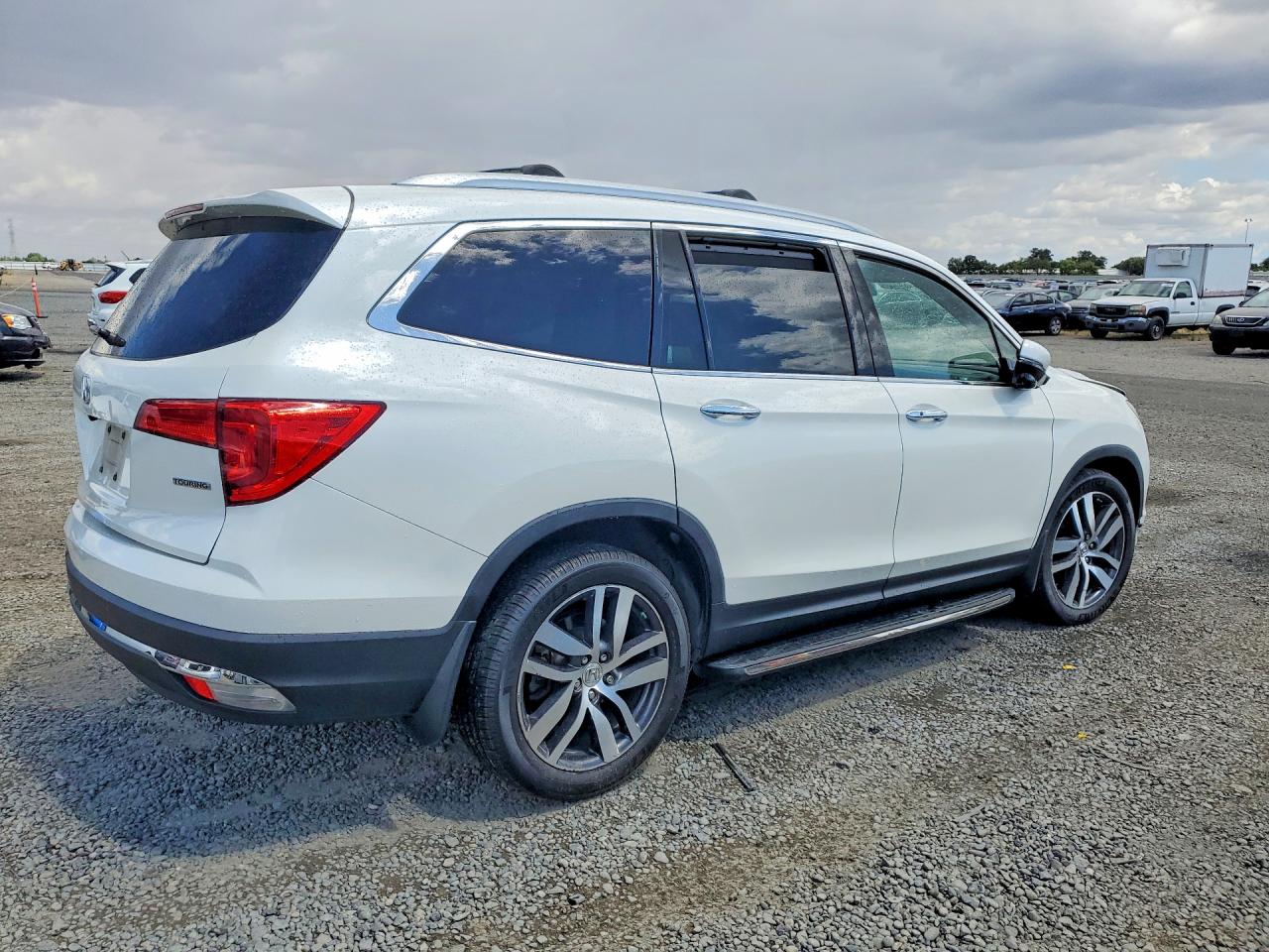 2018 HONDA PILOT