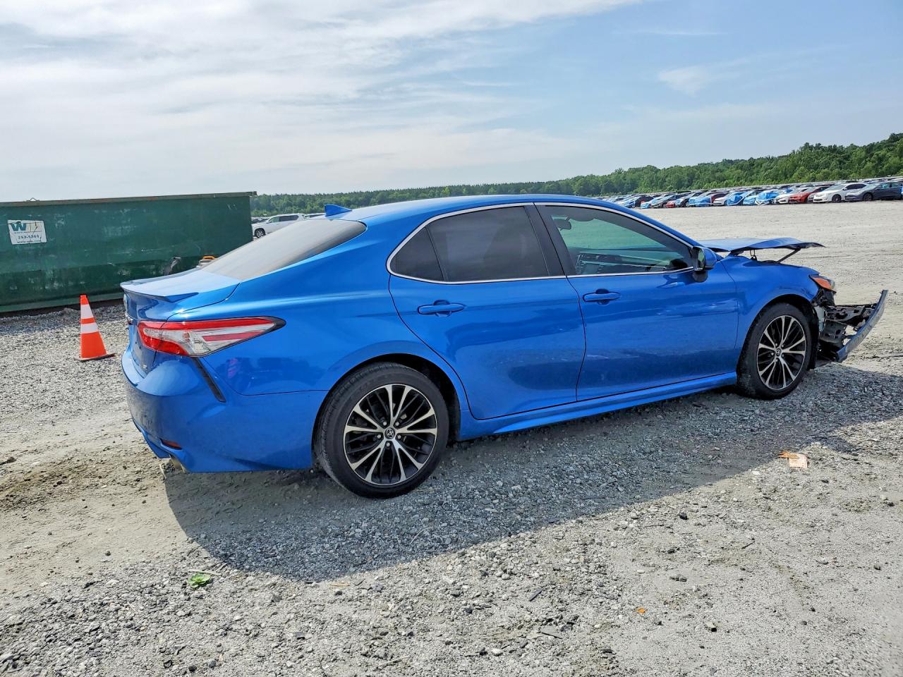 2019 TOYOTA CAMRY