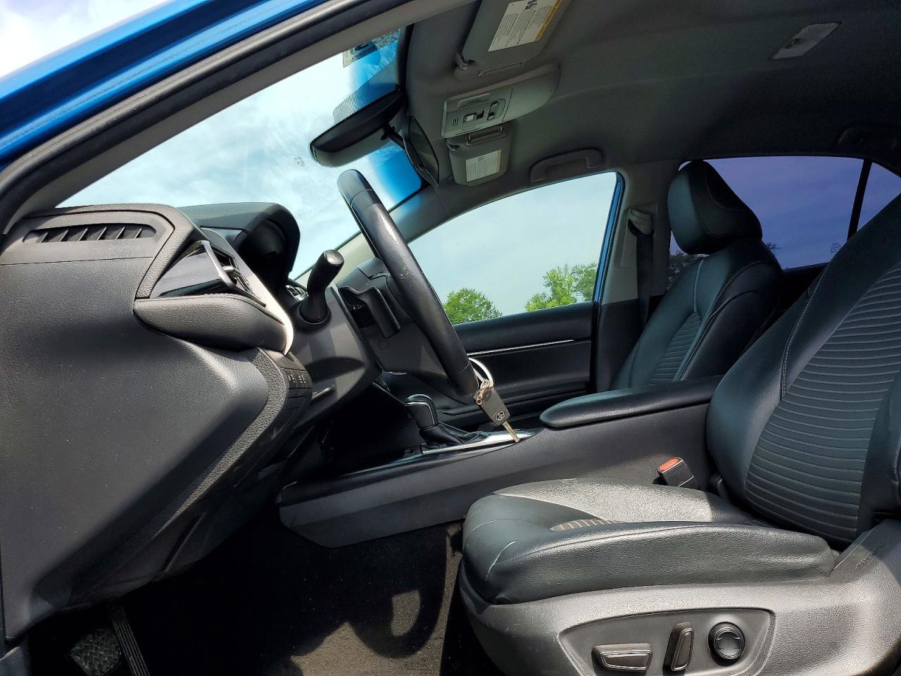 2019 TOYOTA CAMRY