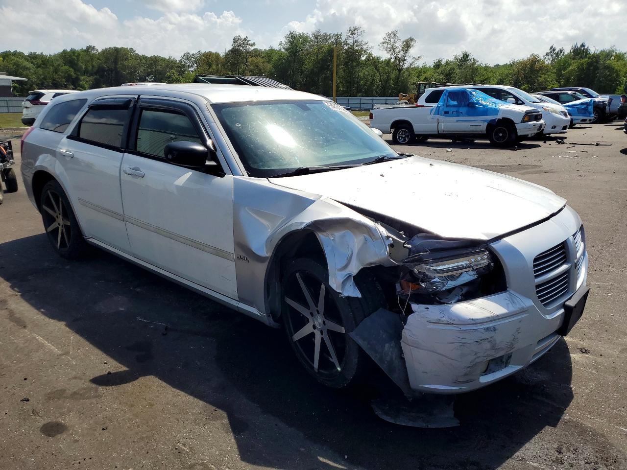 2006 DODGE MAGNUM