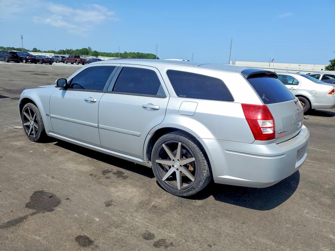 2006 DODGE MAGNUM