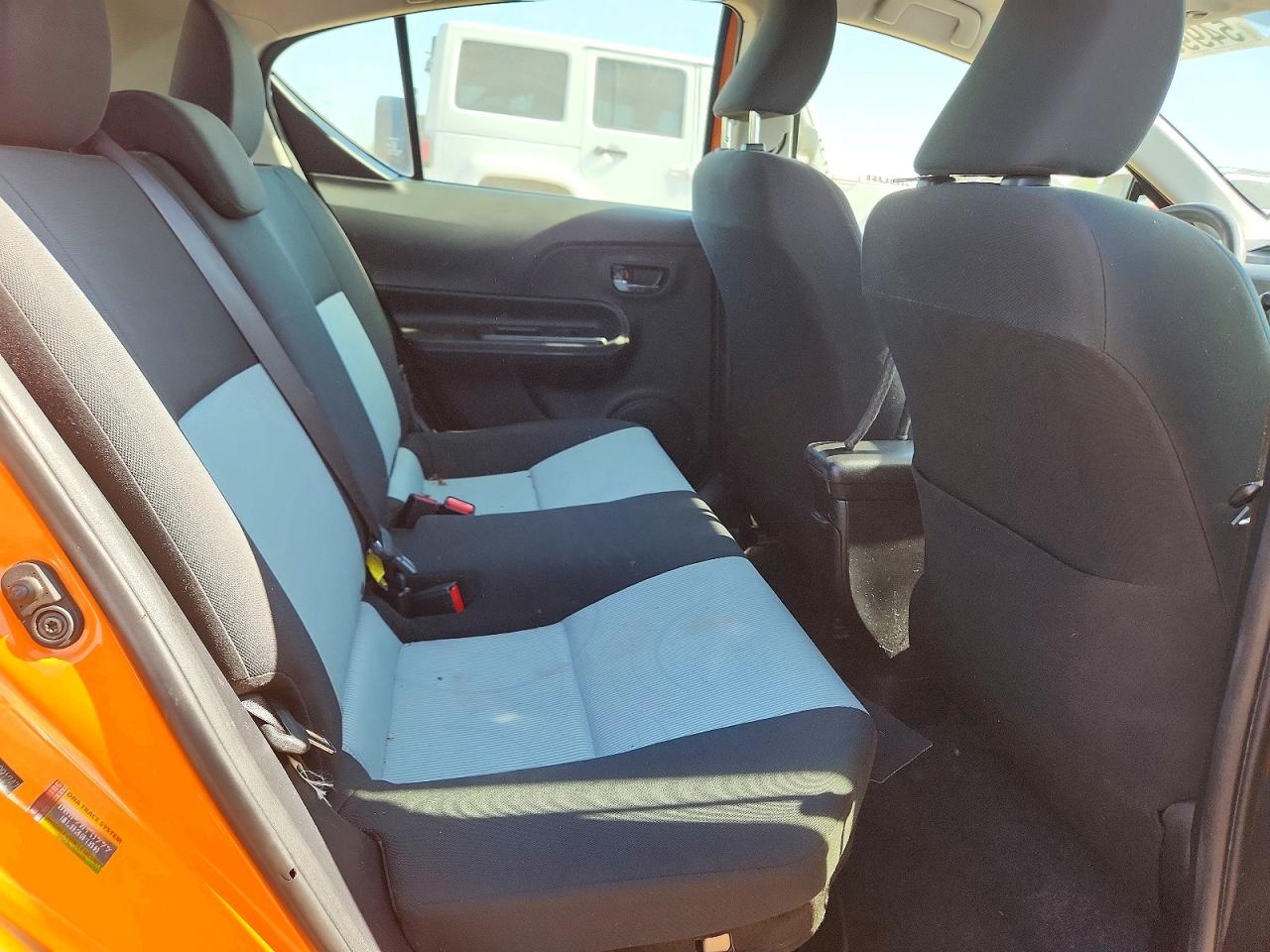 2015 TOYOTA PRIUS