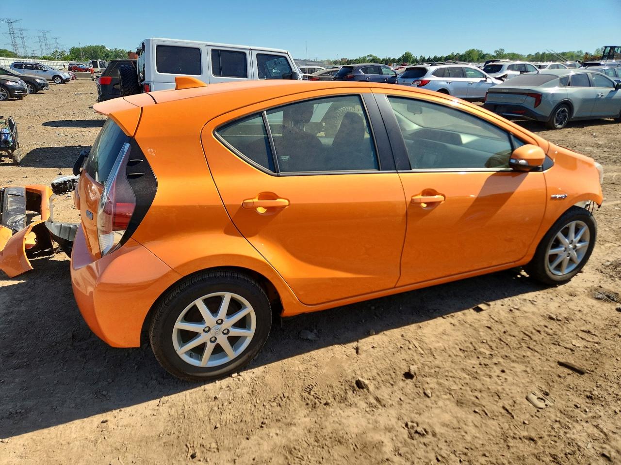 2015 TOYOTA PRIUS
