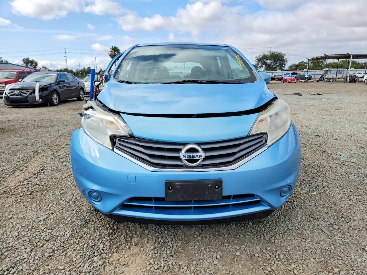 2015 NISSAN VERSA