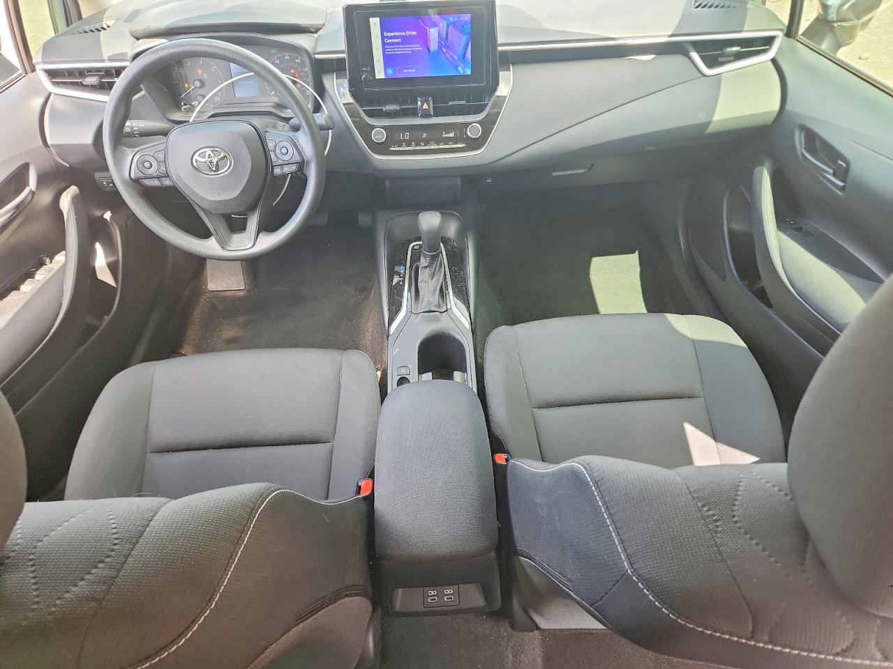 2025 TOYOTA COROLLA