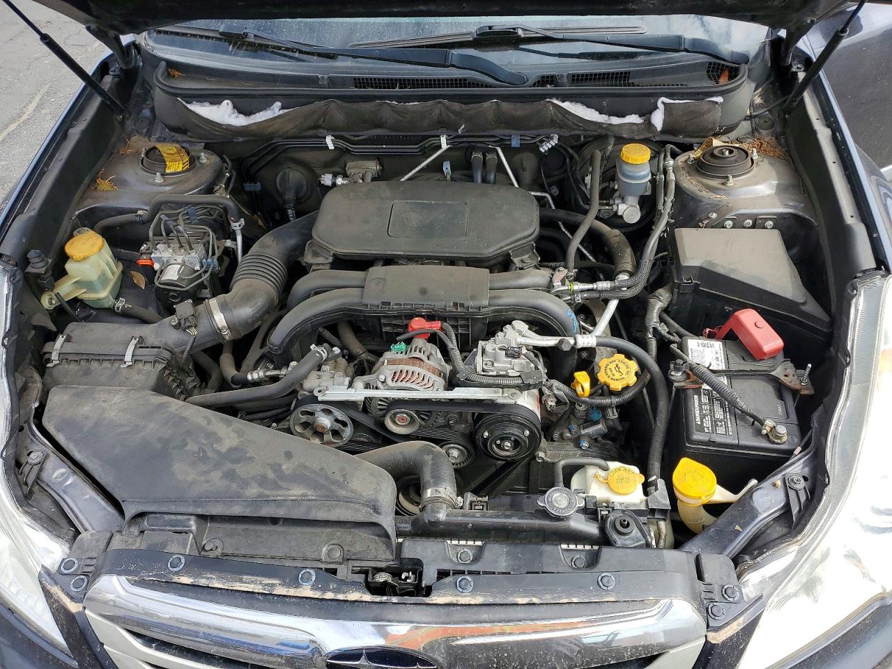 2010 SUBARU OUTBACK