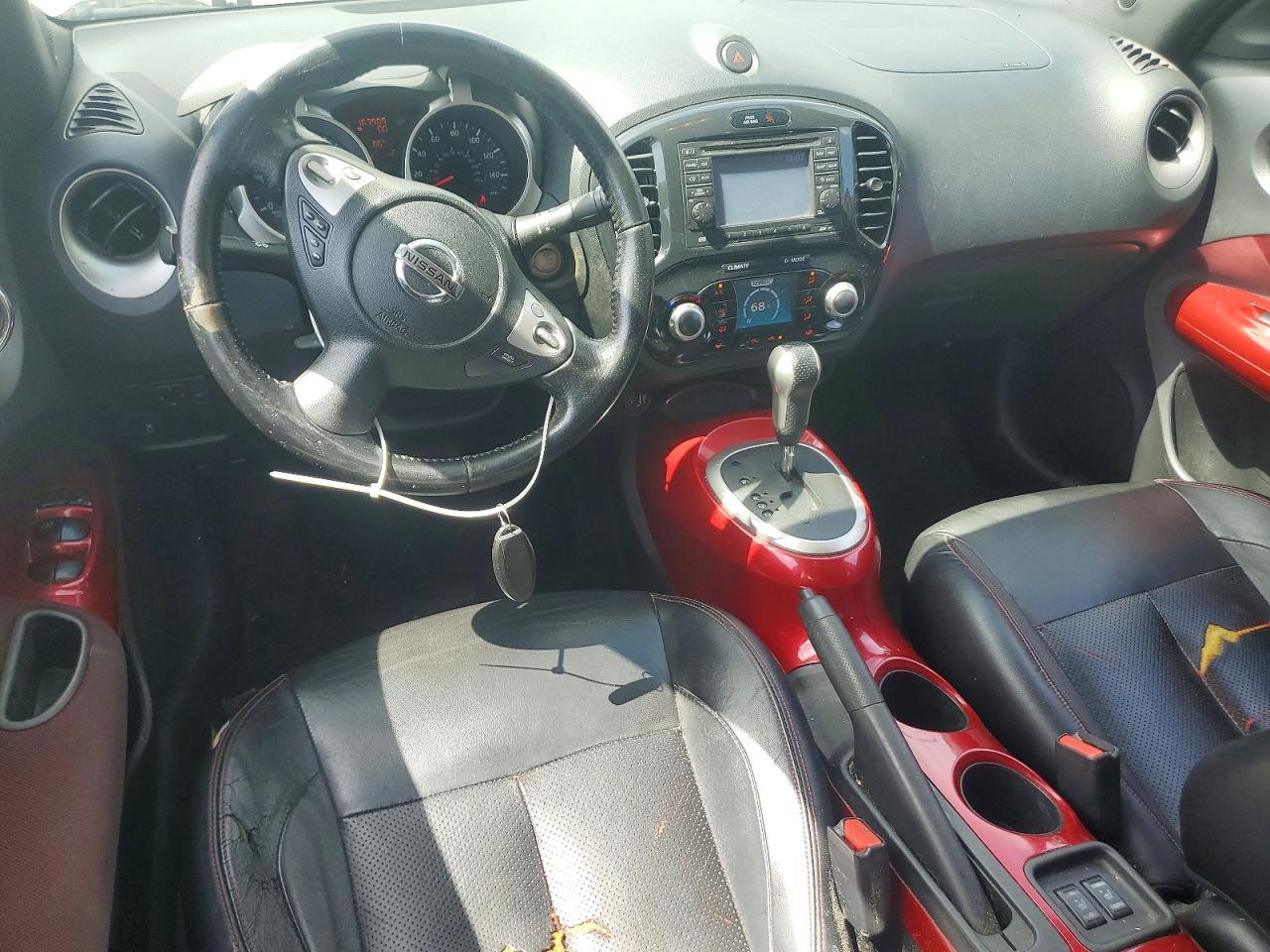 2011 NISSAN JUKE