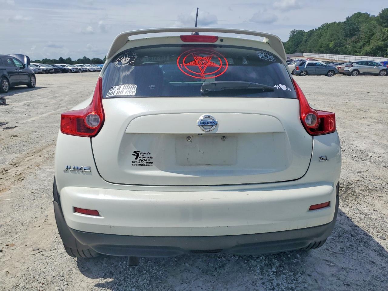 2011 NISSAN JUKE
