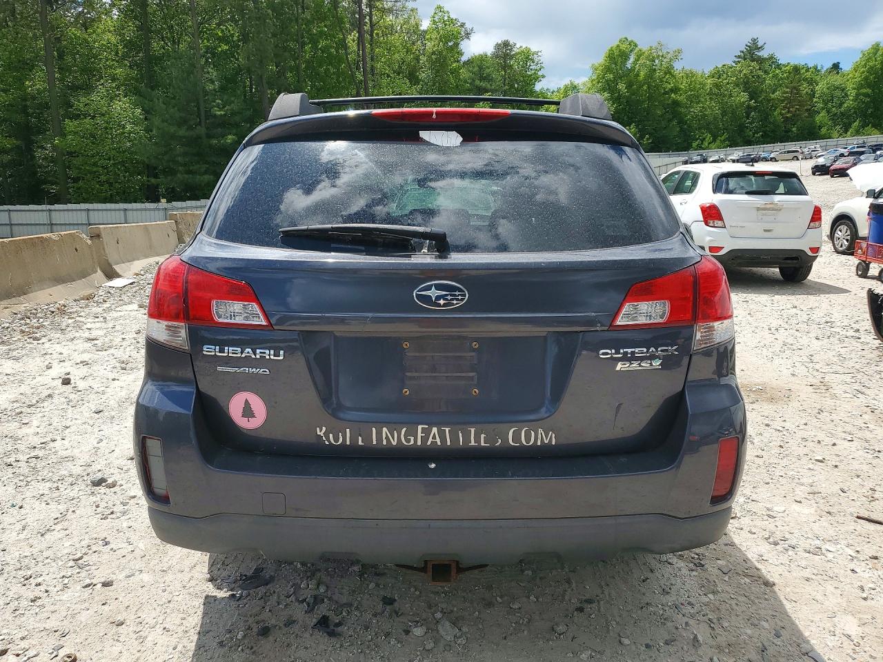 2010 SUBARU OUTBACK