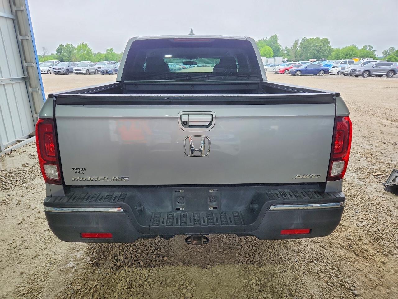 2017 HONDA RIDGELINE