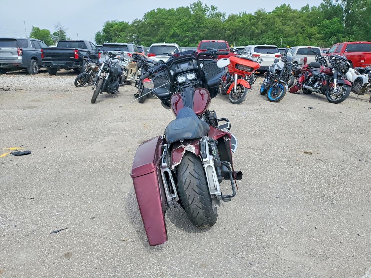 2015 HARLEY-DAVIDSON FL