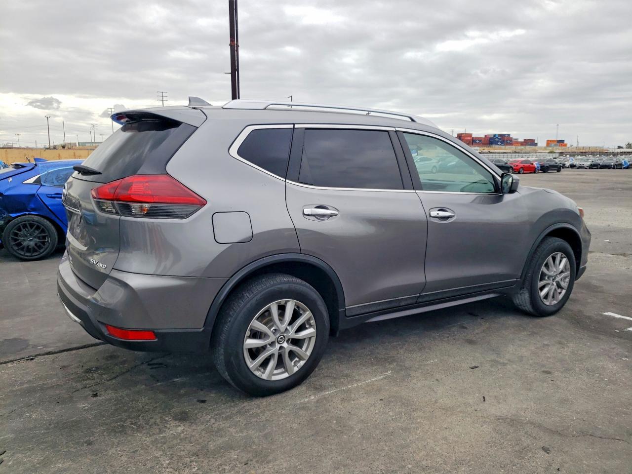 2018 NISSAN ROGUE