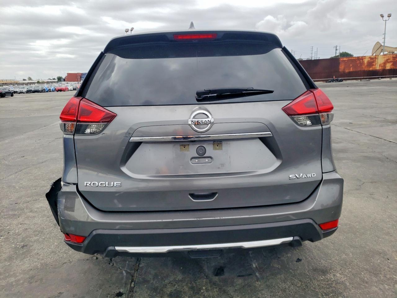 2018 NISSAN ROGUE