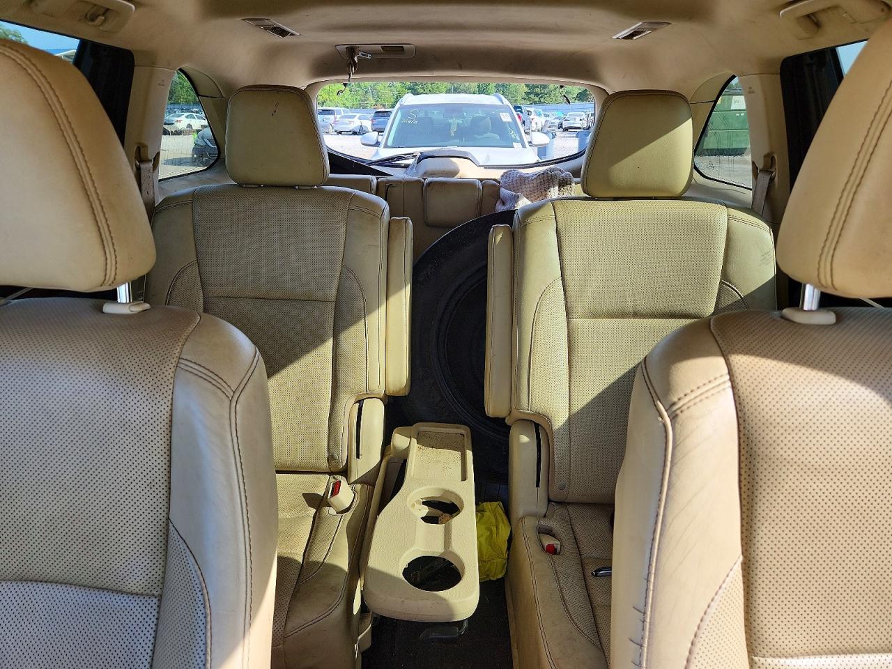 2016 TOYOTA HIGHLANDER