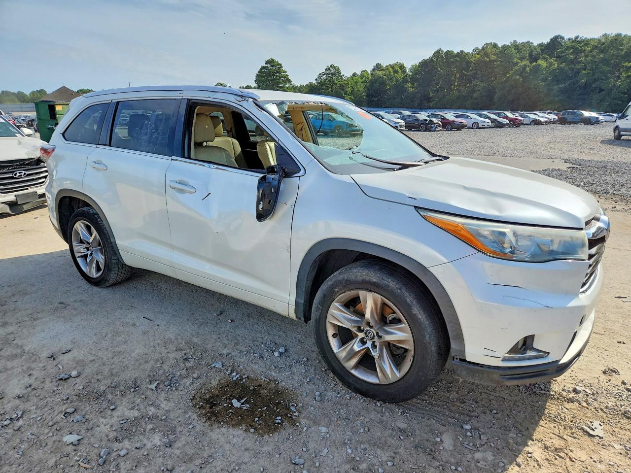 2016 TOYOTA HIGHLANDER