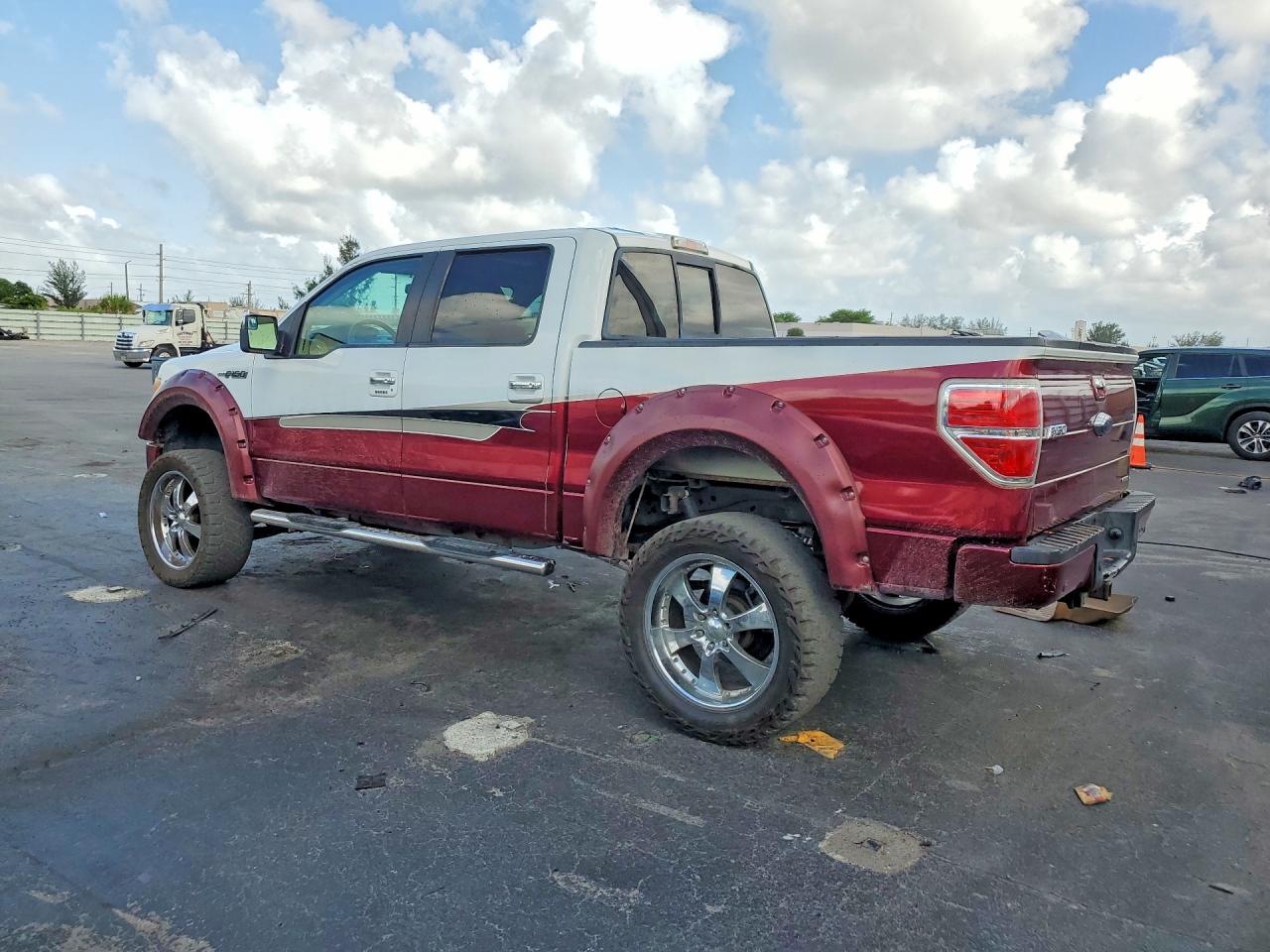 2012 FORD F150