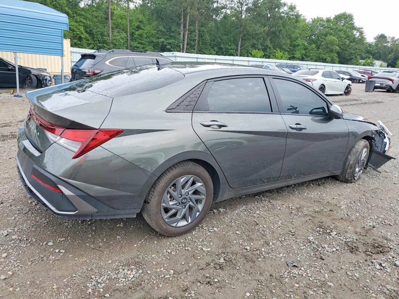 2024 HYUNDAI ELANTRA