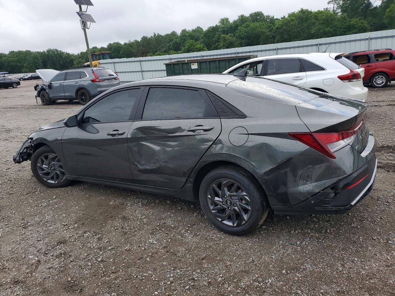 2024 HYUNDAI ELANTRA