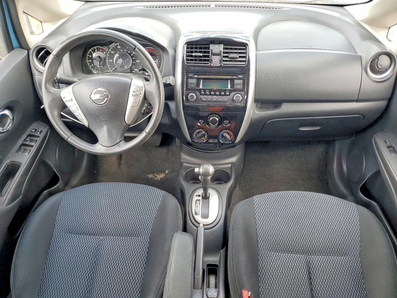 2015 NISSAN VERSA