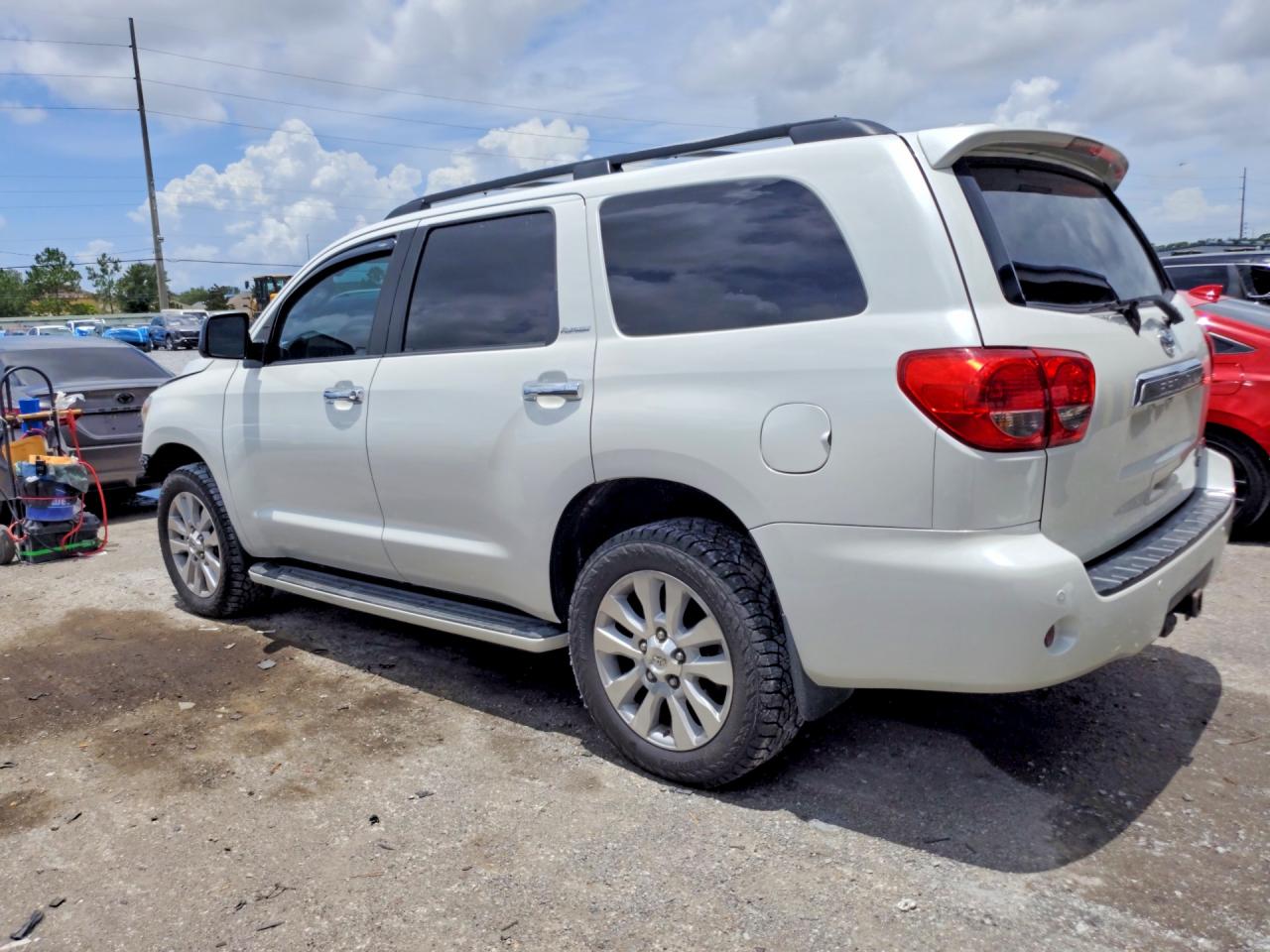 2016 TOYOTA SEQUOIA