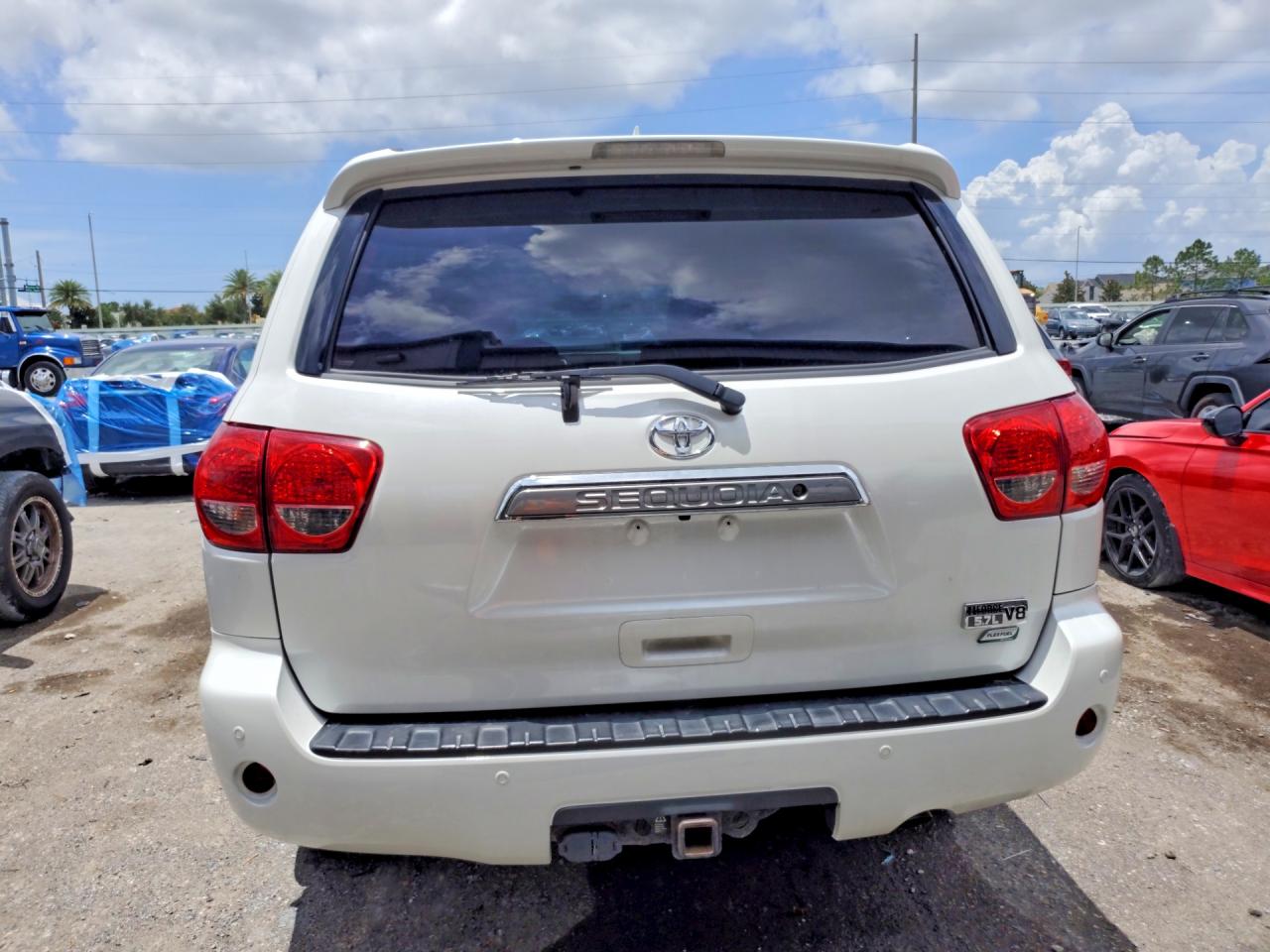 2016 TOYOTA SEQUOIA