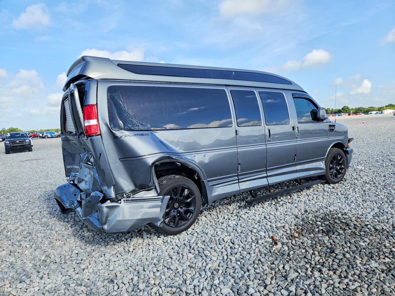 2023 GMC SAVANA