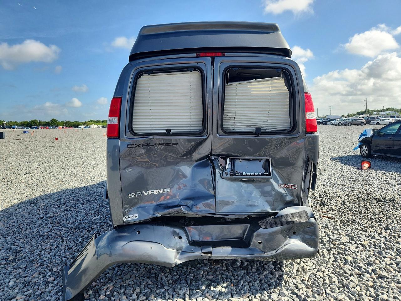 2023 GMC SAVANA