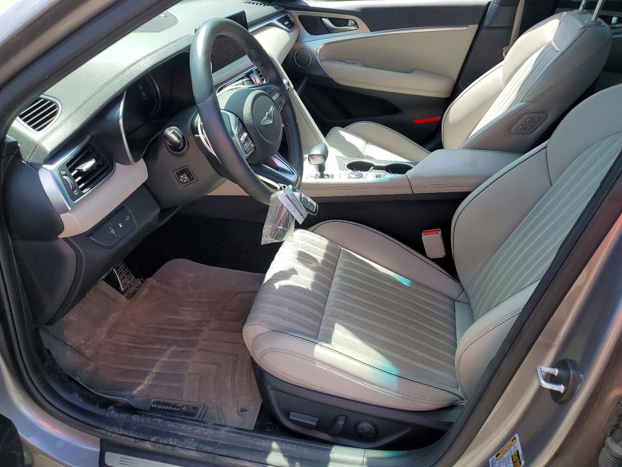 2023 GENESIS G70