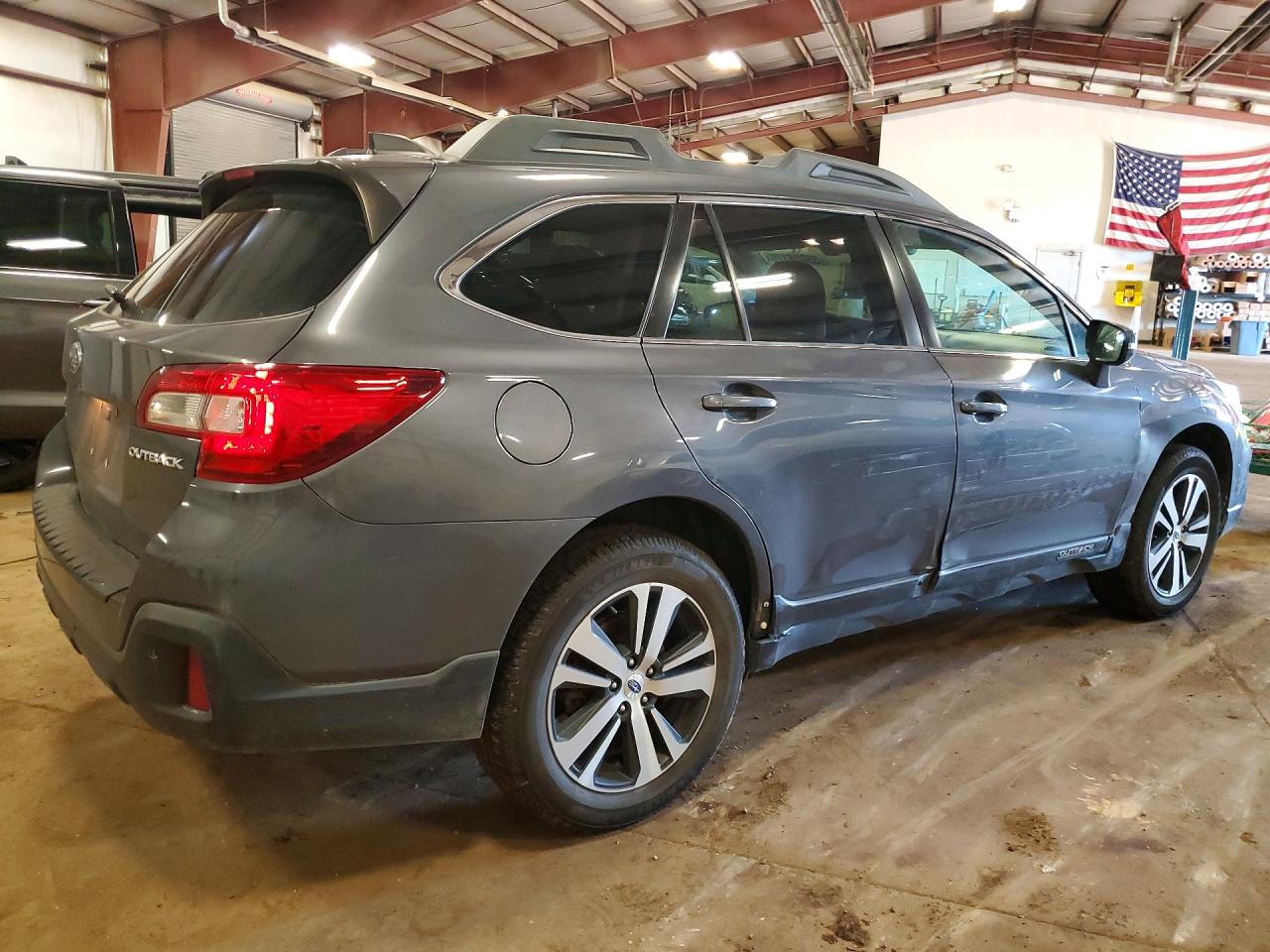2018 SUBARU OUTBACK
