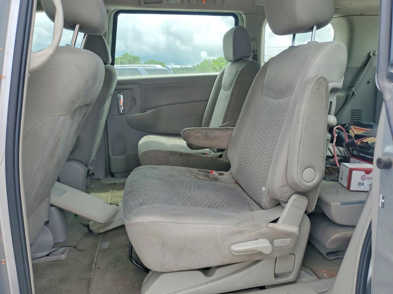 2015 NISSAN QUEST