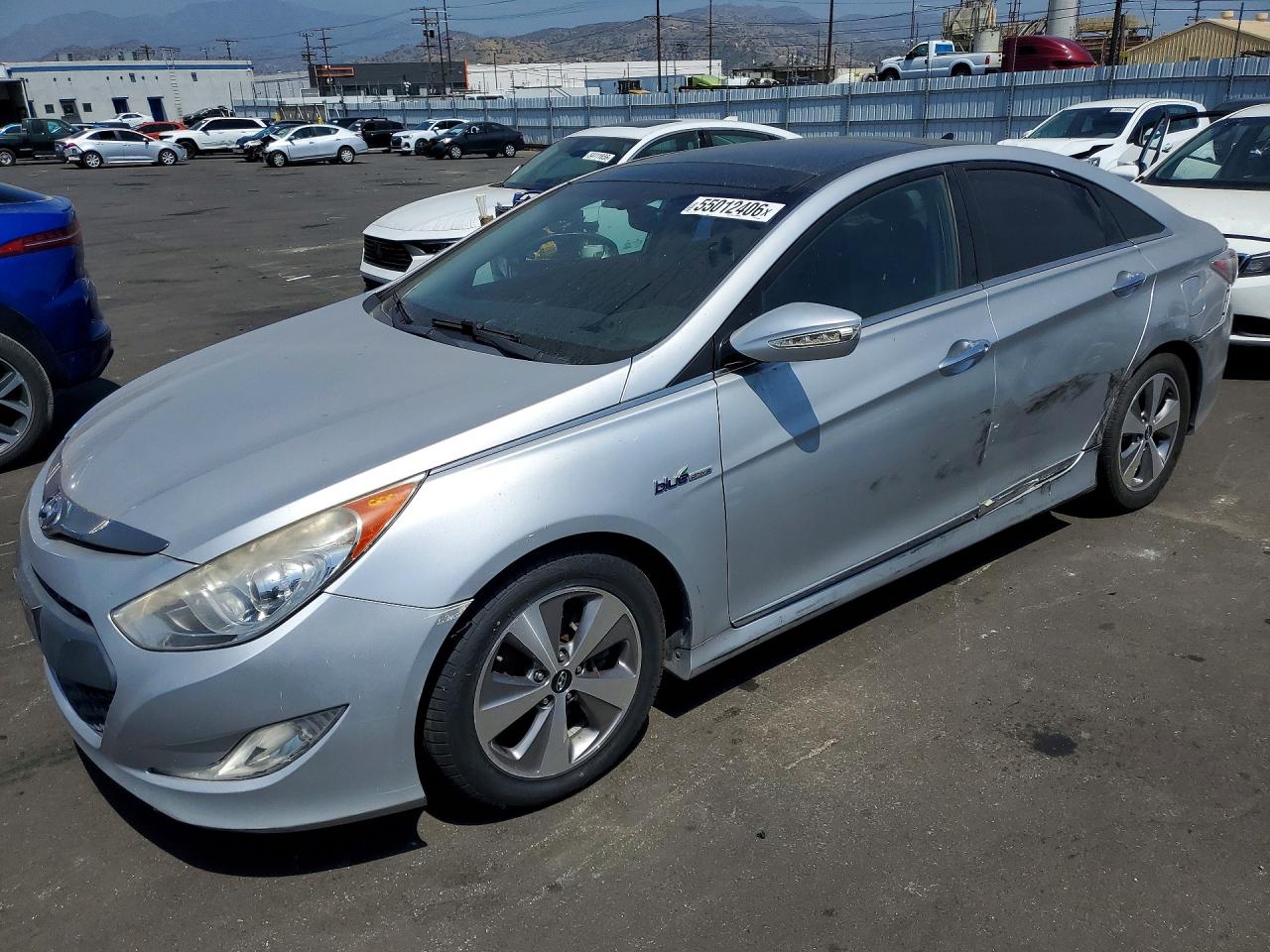 2011 HYUNDAI SONATA