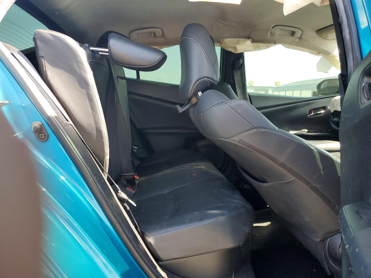 2021 TOYOTA PRIUS