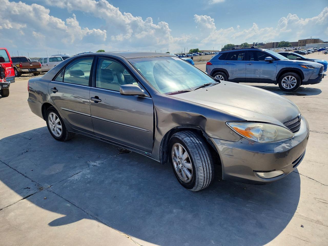2004 TOYOTA CAMRY