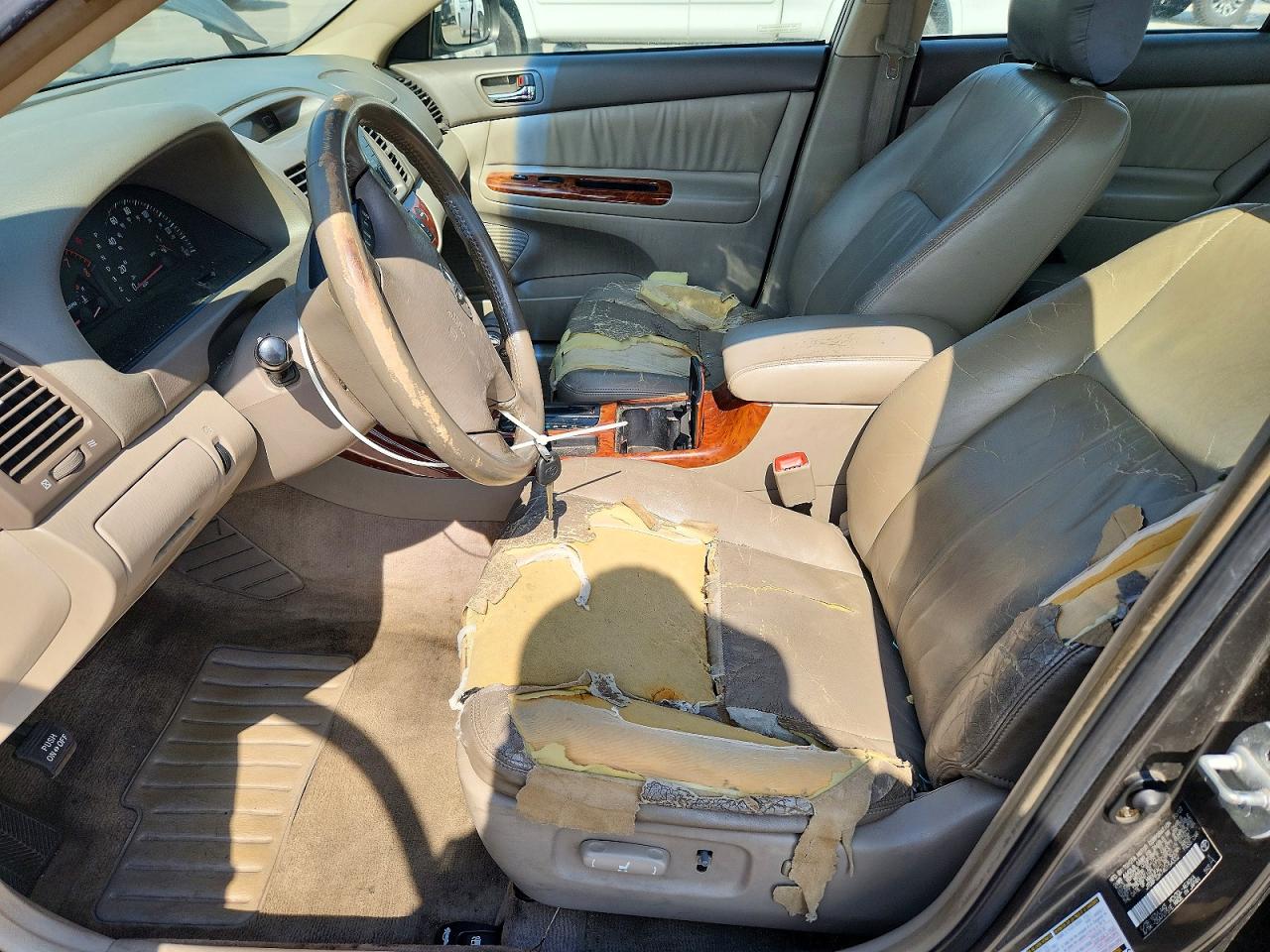 2004 TOYOTA CAMRY