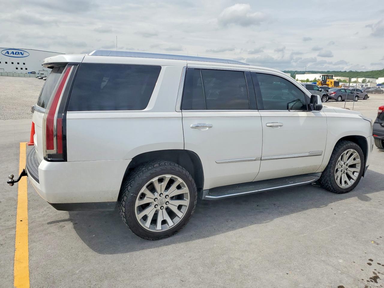 2016 CADILLAC ESCALADE