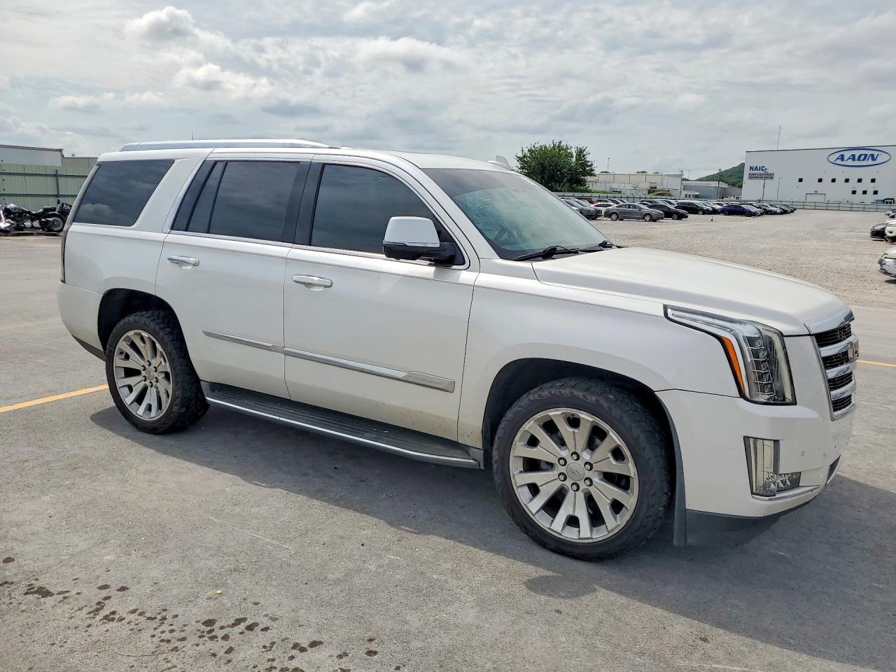 2016 CADILLAC ESCALADE